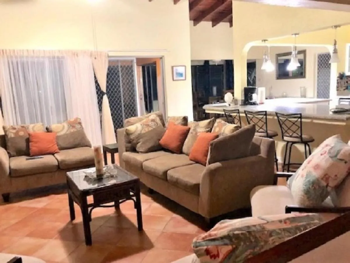 Coral Villa Saint Philip