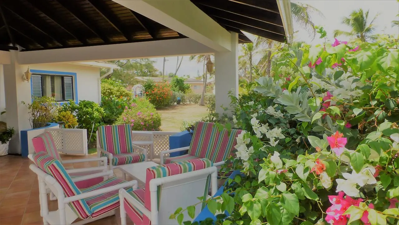 Coral Villa Saint Philip